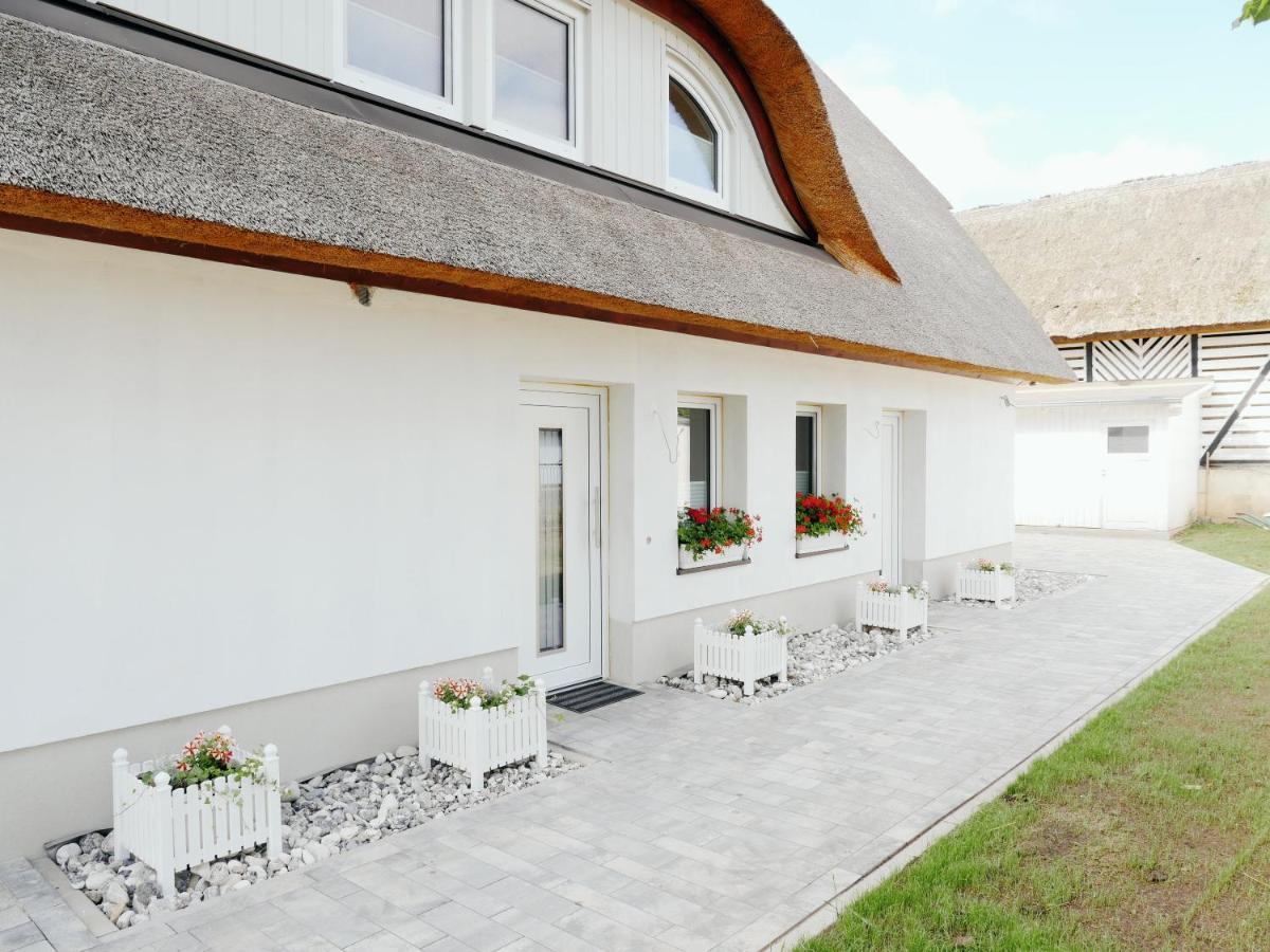 Ferienwohnungen Am Reiterhof Sallenthin Neu Sallenthin Kültér fotó